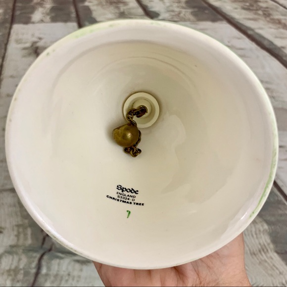 Spode Christmas Tree England Dinner Bell S3324-D - Picture 6 of 8